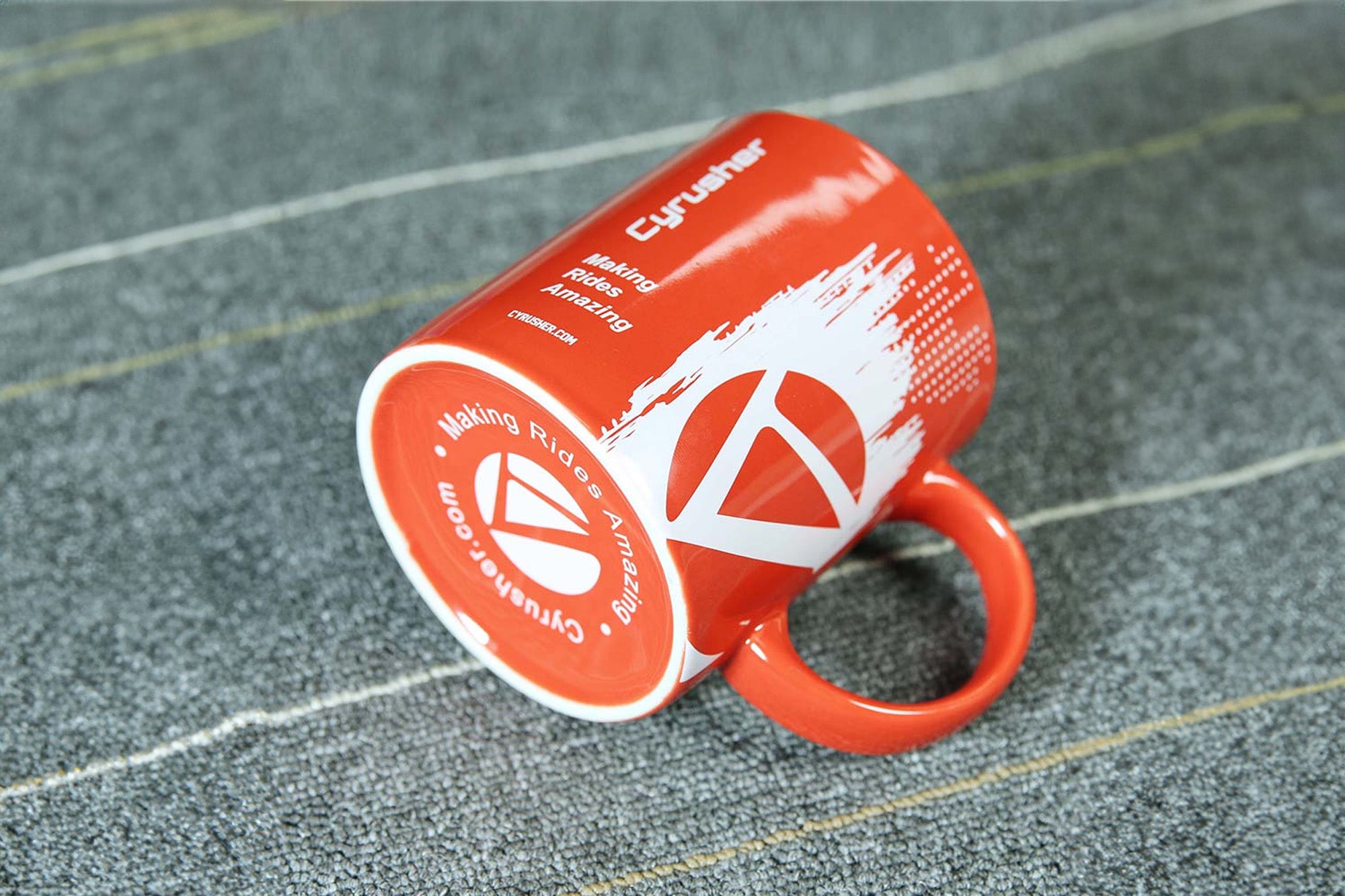 Tasse Cyrusher
